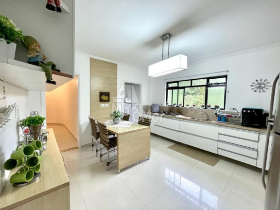 Imagem Apartamento com 3 Quartos à Venda, 176 m² em Pitangueiras - Guarujá