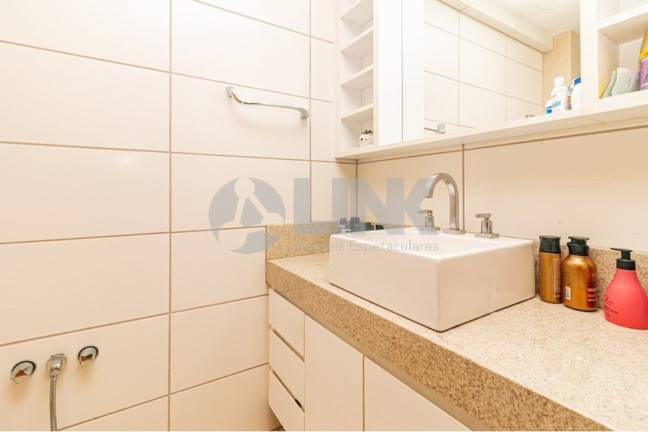 Imagem Apartamento com 2 Quartos à Venda, 78 m² em Santana - Porto Alegre Imagem Apartamento com 2 Quartos à Venda, 78 m² em Santana - Porto Alegre