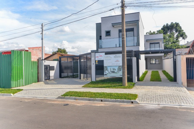 Imagem Casa com 3 Quartos à Venda, 95 m² em Uberaba - Curitiba