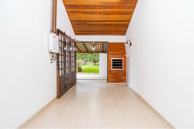 Imagem Casa com 4 Quartos à Venda, 300 m² em Bacacheri - Curitiba Imagem Casa com 4 Quartos à Venda, 300 m² em Bacacheri - Curitiba