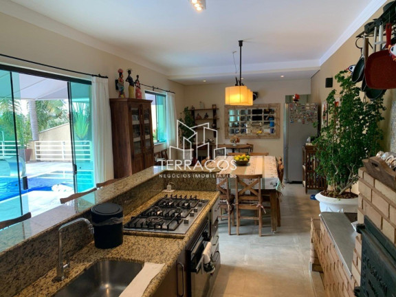 Casa com 4 Quartos à Venda, 600 m² em Serra Dos Lagos (jordanésia) - Cajamar