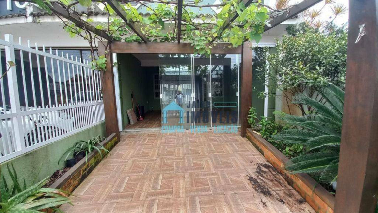 Imagem Sobrado com 3 Quartos à Venda, 180 m² em Centro - Tramandaí Imagem Sobrado com 3 Quartos à Venda, 180 m² em Centro - Tramandaí