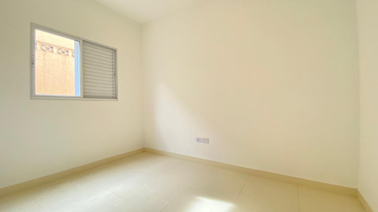 Imagem Casa com 2 Quartos à Venda, 40 m² em Maracanã - Praia Grande Imagem Casa com 2 Quartos à Venda, 40 m² em Maracanã - Praia Grande