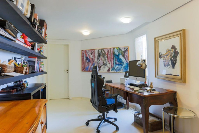 Imagem Imóvel com 3 Quartos à Venda, 211 m² em Vila Suzana - São Paulo