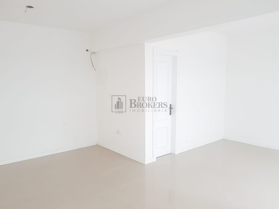 Imagem Sala Comercial à Venda, 42 m² em Centro - Balneário Camboriú Imagem Sala Comercial à Venda, 42 m² em Centro - Balneário Camboriú