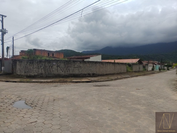 Terreno à Venda, 340 m² em Massaguaçu - Caraguatatuba