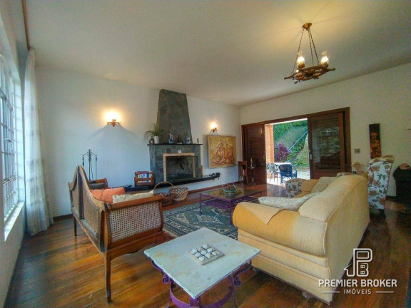 Imagem Casa com 4 Quartos à Venda, 330 m² em Albuquerque - Teresópolis