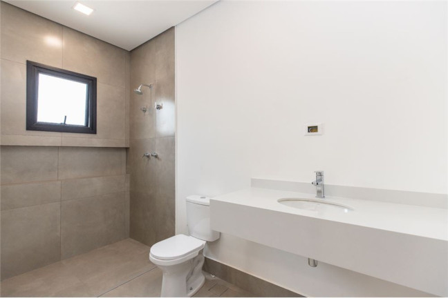 Imagem Casa com 3 Quartos à Venda, 234 m² em Vila Monumento - São Paulo