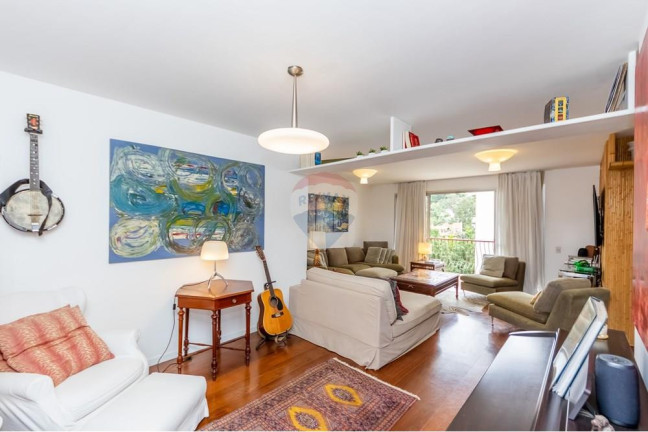 Apartamento com 3 Quartos à Venda, 157 m² em Real Parque - São Paulo