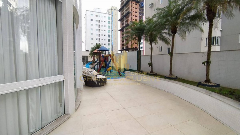 Imagem Apartamento com 3 Quartos à Venda, 130 m² em Centro - Balneário Camboriú Imagem Apartamento com 3 Quartos à Venda, 130 m² em Centro - Balneário Camboriú