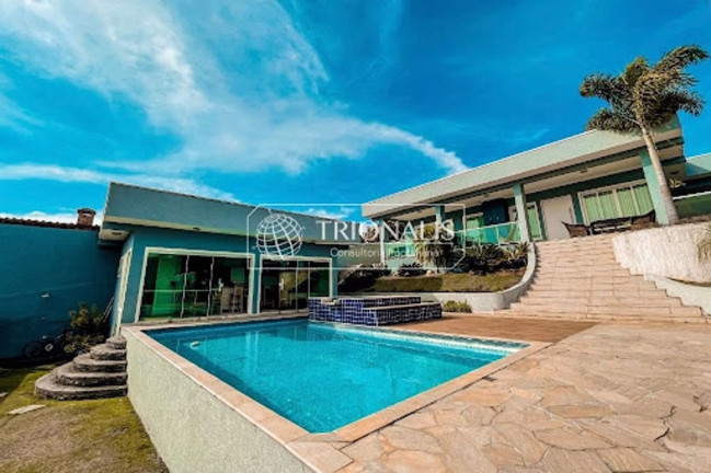 Casa com 3 Quartos à Venda, 400 m² em Country Residencial Félix - Bom Jesus Dos Perdões