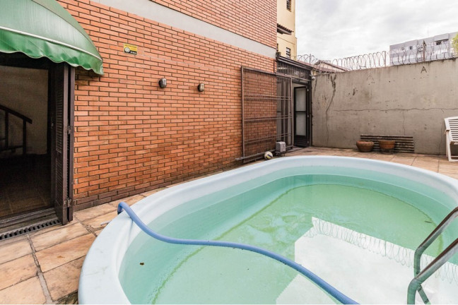 Imagem Casa com 3 Quartos à Venda, 380 m² em Partenon - Porto Alegre Imagem Casa com 3 Quartos à Venda, 380 m² em Partenon - Porto Alegre
