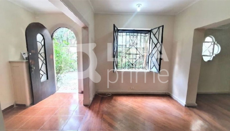 Casa com 2 Quartos para Alugar, 57 m² em Higienópolis - São Paulo