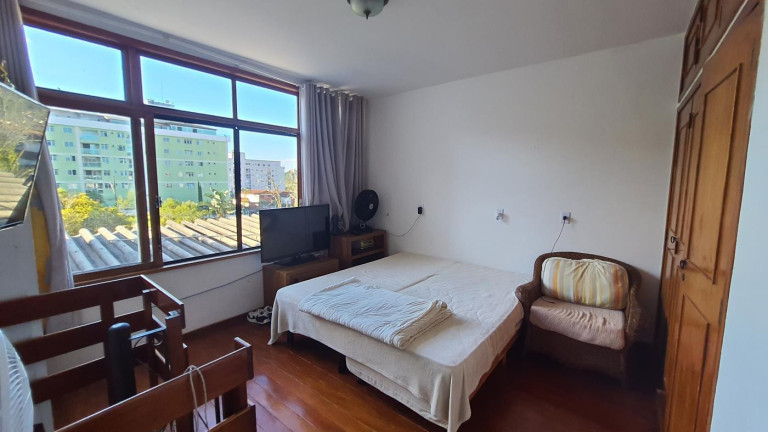 Imagem Casa com 3 Quartos à Venda, 134 m² em Alto - Teresópolis