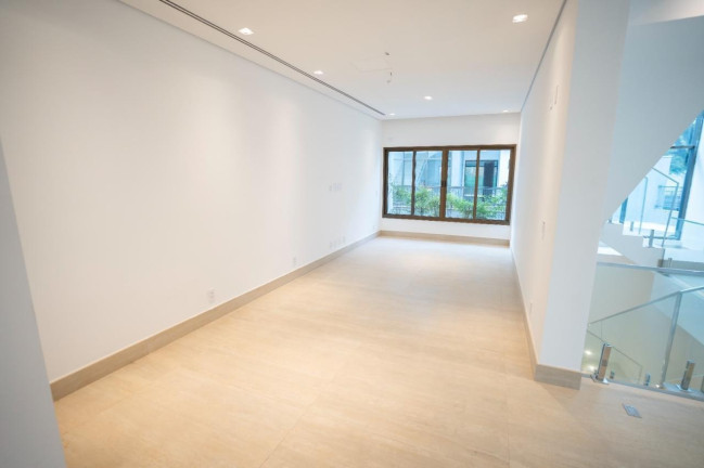 Imagem Imóvel com 4 Quartos à Venda, 583 m² em Alto Da Boa Vista - São Paulo Imagem Imóvel com 4 Quartos à Venda, 583 m² em Alto Da Boa Vista - São Paulo