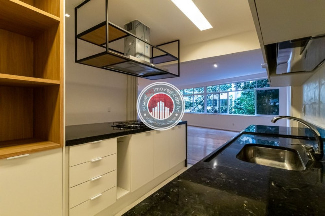 Imagem Apartamento com 4 Quartos à Venda, 330 m² em Copacabana - Rio De Janeiro Imagem Apartamento com 4 Quartos à Venda, 330 m² em Copacabana - Rio De Janeiro