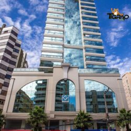 Apartamento com 4 Quartos à Venda, 188 m² em Meia Praia - Itapema