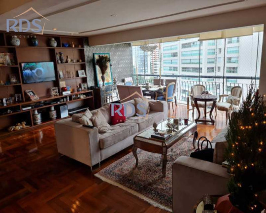 Apartamento com 4 Quartos à Venda, 140 m² em Vila Nova Conceição - São Paulo