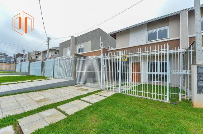Imagem Sobrado com 3 Quartos à Venda, 122 m² em Xaxim - Curitiba