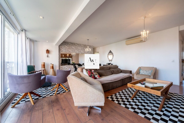 Imagem Apartamento com 3 Quartos à Venda, 141 m² em Jardim Europa - Porto Alegre
