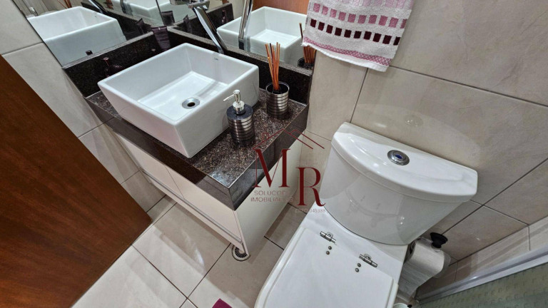 Imagem Apartamento com 3 Quartos à Venda, 134 m² em Vila Guilhermina - Praia Grande