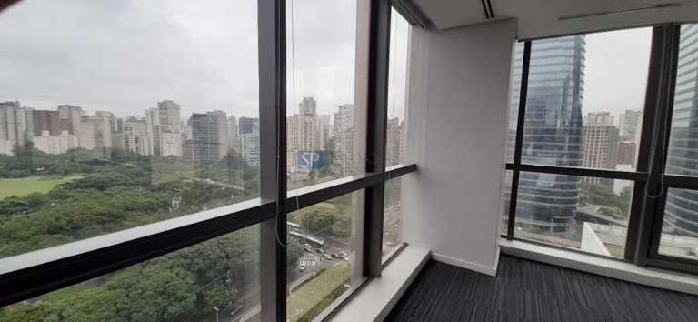 Imagem Sala Comercial para Alugar, 678 m² em Itaim Bibi - São Paulo Imagem Sala Comercial para Alugar, 678 m² em Itaim Bibi - São Paulo
