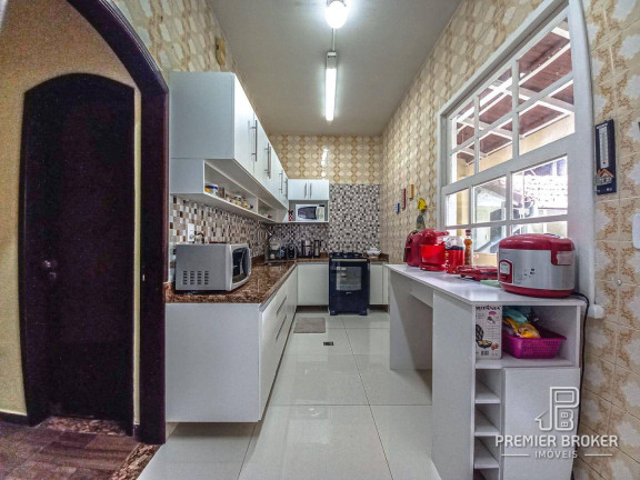 Imagem Casa com 6 Quartos à Venda, 193 m² em Várzea - Teresópolis Imagem Casa com 6 Quartos à Venda, 193 m² em Várzea - Teresópolis