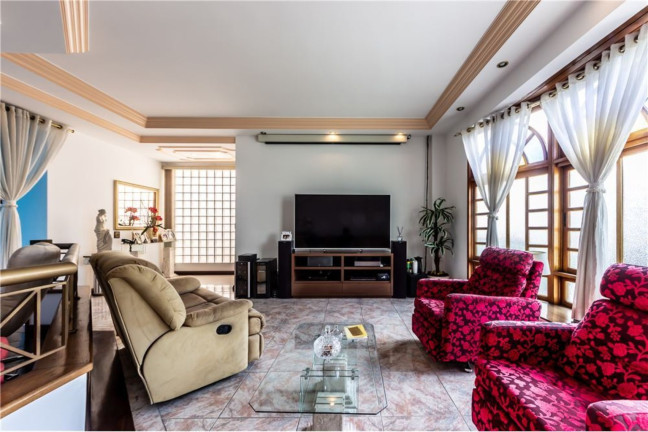 Imagem Casa com 4 Quartos à Venda, em Penha De França - São Paulo Imagem Casa com 4 Quartos à Venda, em Penha De França - São Paulo