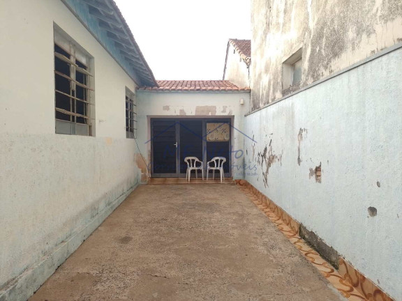 Imagem Casa com 3 Quartos à Venda, 211 m² em Centro - Pirassununga