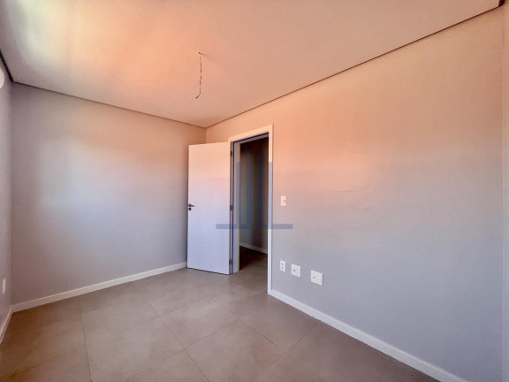 Imagem Apartamento com 2 Quartos à Venda, 67 m² em São José - Santa Maria Imagem Apartamento com 2 Quartos à Venda, 67 m² em São José - Santa Maria