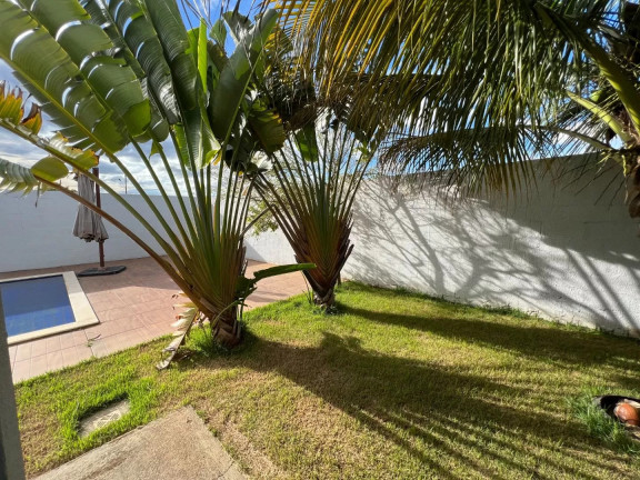 Imagem Casa com 3 Quartos à Venda, 238 m² em Setor Industrial - Sinop
