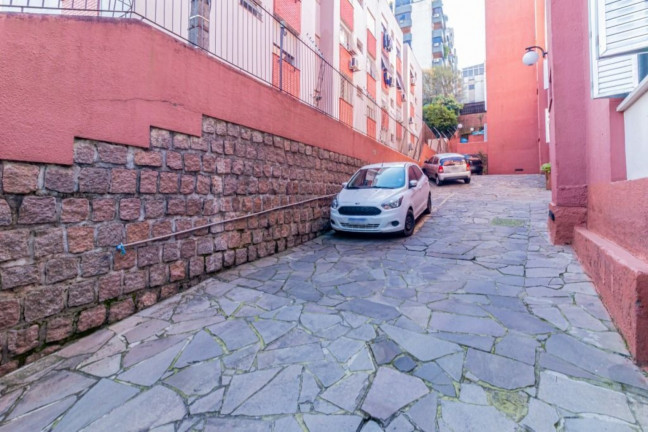 Imagem Imóvel com 4 Quartos à Venda, 74 m² em Petrópolis - Porto Alegre