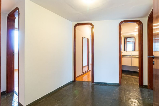 Imagem Apartamento com 3 Quartos à Venda, em Morumbi - São Paulo Imagem Apartamento com 3 Quartos à Venda, em Morumbi - São Paulo