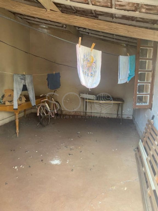 Imagem Casa com 2 Quartos à Venda, 408 m² em Centro - Araraquara Imagem Casa com 2 Quartos à Venda, 408 m² em Centro - Araraquara