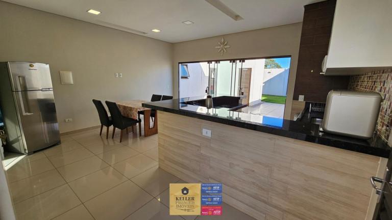 Imagem Casa com 3 Quartos à Venda, 190 m² em Jardim Eliza Ii - Foz Do Iguaçu Imagem Casa com 3 Quartos à Venda, 190 m² em Jardim Eliza Ii - Foz Do Iguaçu