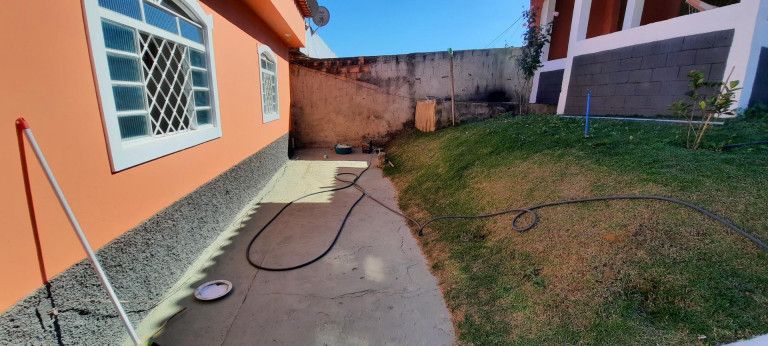 Imagem Casa com 2 Quartos à Venda, 85 m² em San Genaro - Ribeirão Das Neves