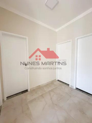 Imagem Casa com 3 Quartos à Venda, 250 m² em Bosque Dos Eucaliptos - São José Dos Campos