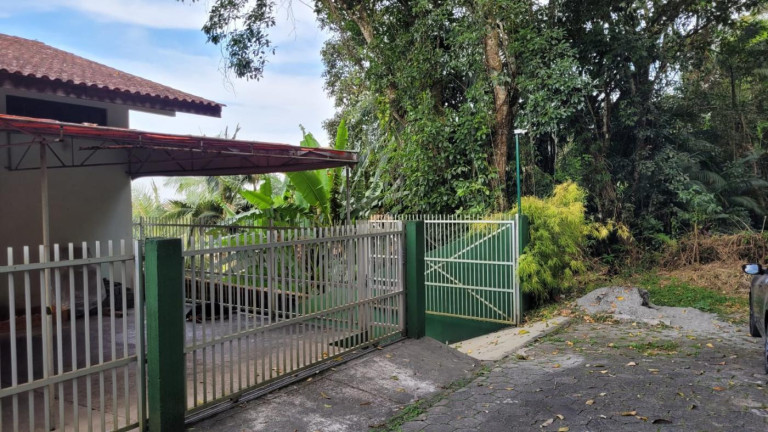 Imagem Casa com 2 Quartos à Venda, 123 m² em Glória - Joinville