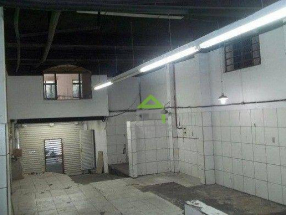 Galpão à Venda, 300 m² em Granja Viana - Cotia