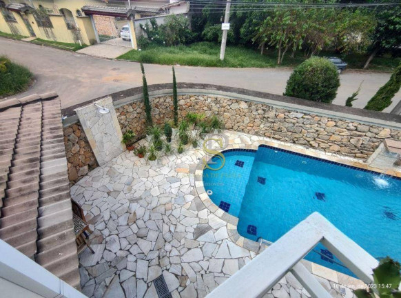 Imagem Casa com 3 Quartos à Venda, 260 m² em Vila Petrópolis - Atibaia Imagem Casa com 3 Quartos à Venda, 260 m² em Vila Petrópolis - Atibaia