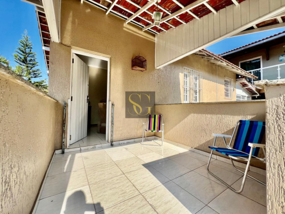 Imagem Casa com 4 Quartos à Venda, 400 m² em São Pedro - Teresópolis Imagem Casa com 4 Quartos à Venda, 400 m² em São Pedro - Teresópolis