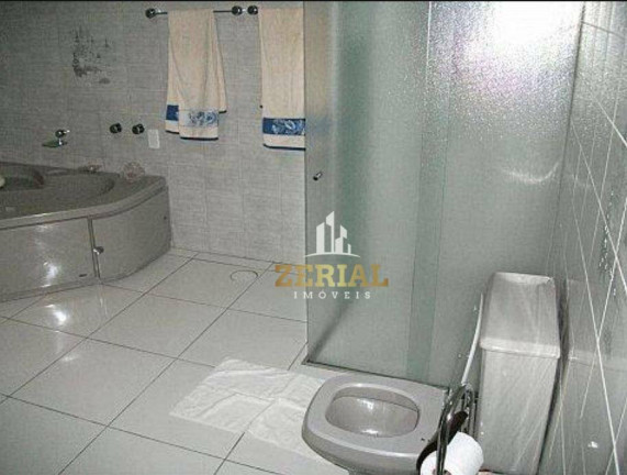 Imagem Sobrado com 3 Quartos à Venda ou Locação, 780 m² em Osvaldo Cruz - São Caetano Do Sul Imagem Sobrado com 3 Quartos à Venda ou Locação, 780 m² em Osvaldo Cruz - São Caetano Do Sul