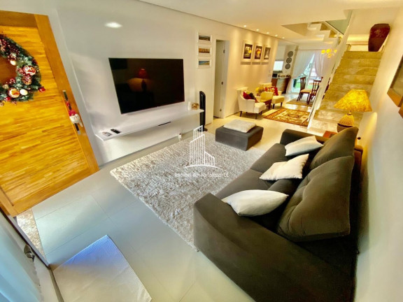 Imagem Casa com 4 Quartos à Venda, 206 m² em Centro - Eusébio Imagem Casa com 4 Quartos à Venda, 206 m² em Centro - Eusébio