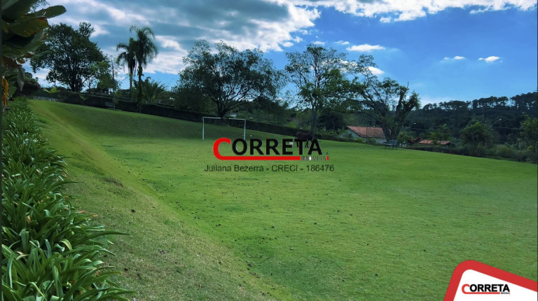 Imagem Chácara com 4 Quartos à Venda, 11.000 m² em Pavão (canguera) - São Roque Imagem Chácara com 4 Quartos à Venda, 11.000 m² em Pavão (canguera) - São Roque