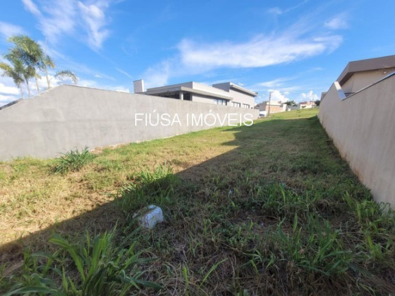 Imagem Terreno à Venda, 595 m² em Vila Do Golf - Ribeirão Preto Imagem Terreno à Venda, 595 m² em Vila Do Golf - Ribeirão Preto