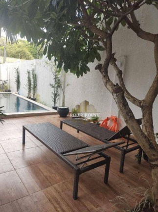 Imagem Casa com 3 Quartos à Venda, 250 m² em Centro - Várzea Grande
