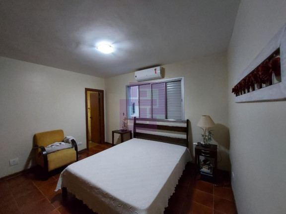 Imagem Apartamento com 3 Quartos à Venda, 210 m² em Enseada - Guarujá