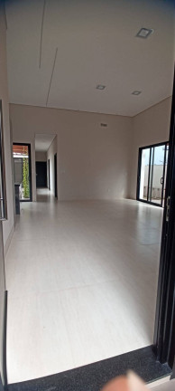 Imagem Casa com 3 Quartos à Venda, 210 m² em Condomínio Belvedere - Cuiabá