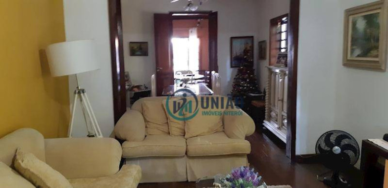 Imagem Casa com 4 Quartos à Venda, 220 m² em Piratininga - Niterói Imagem Casa com 4 Quartos à Venda, 220 m² em Piratininga - Niterói