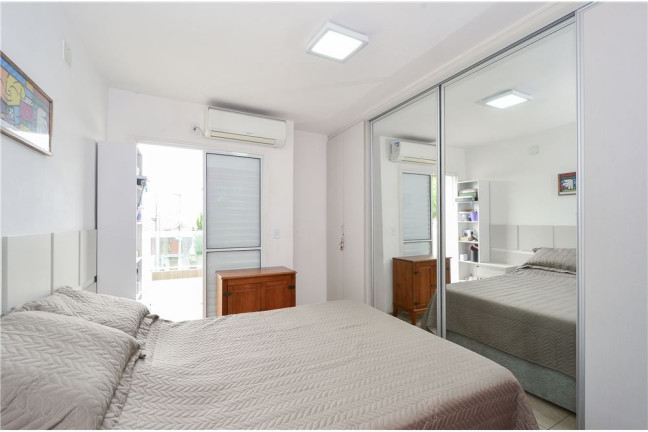 Imagem Casa com 2 Quartos à Venda, em Vila Formosa - São Paulo Imagem Casa com 2 Quartos à Venda, em Vila Formosa - São Paulo
